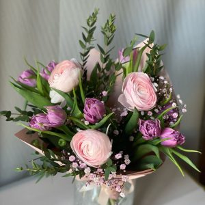 Tulpju un Ranunkuļi Vijoles 14